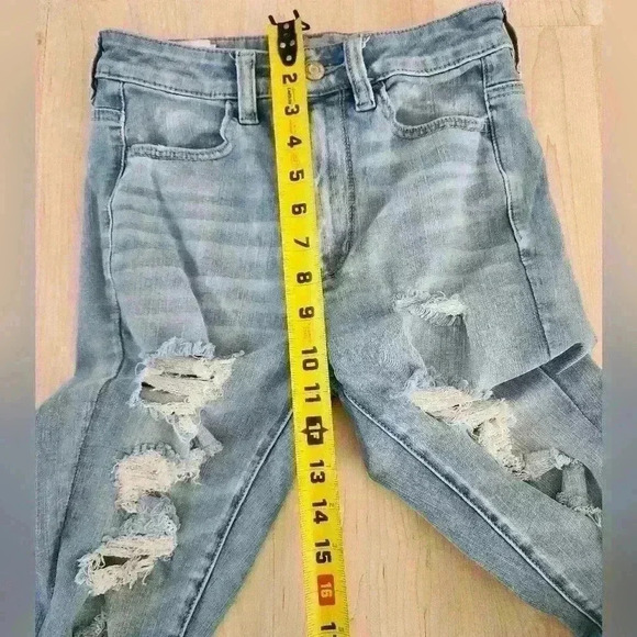 American Eagle Highest rise jegging distressed size 2 regular - Picture 5 of 9